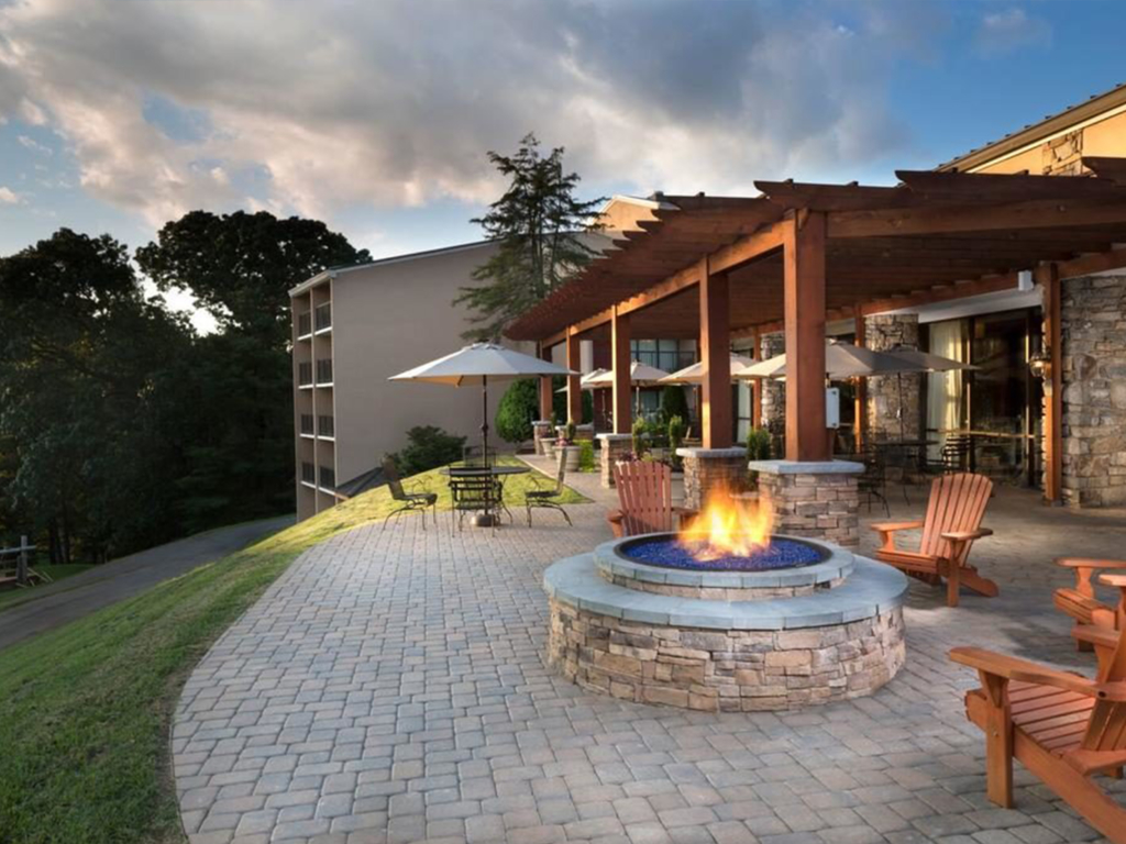Crowne-Plaza-Resort-Asheville-1024×683